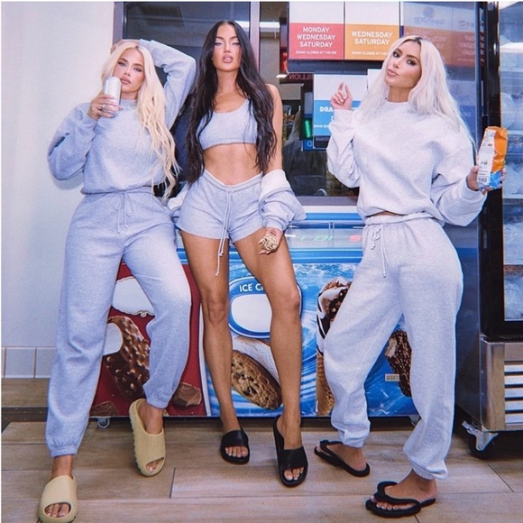 SKIMS set - Picture 3 of 4